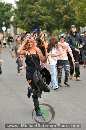 2012SlC_ZombieWlk-200