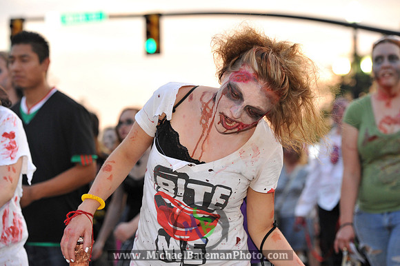 2012SlC_ZombieWlk-470